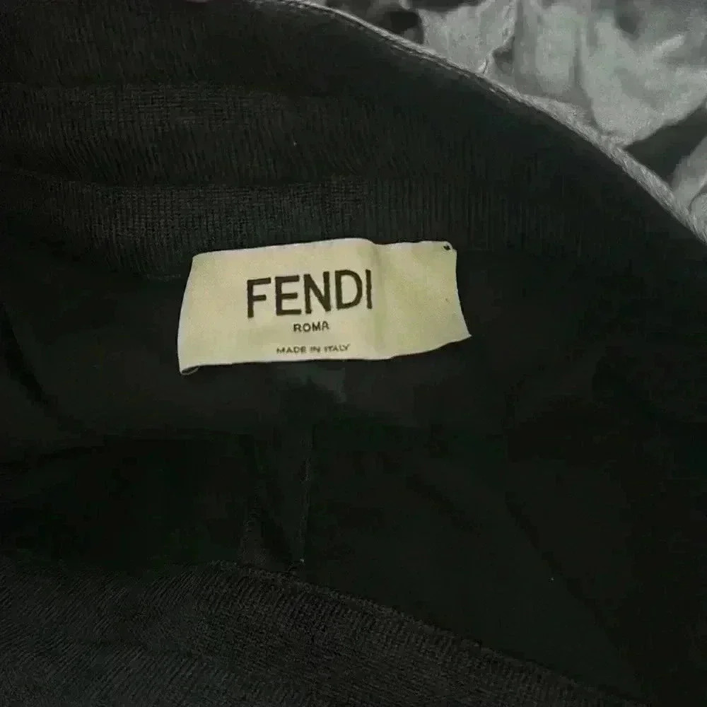 Fendi - Picture 8 of 8